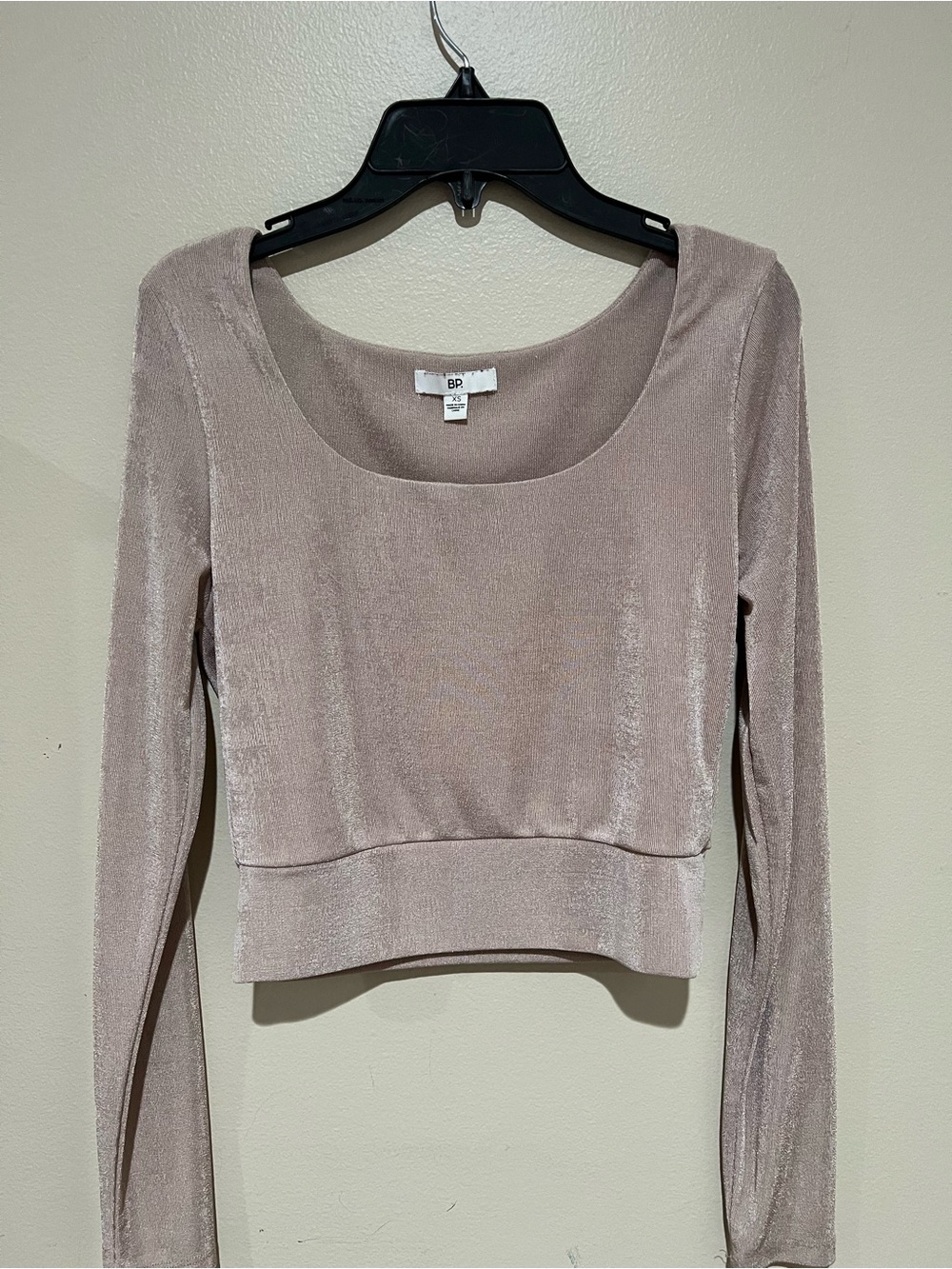 bp Shimmer Scoop-Neck Long Sleeve Crop Top — Taupe